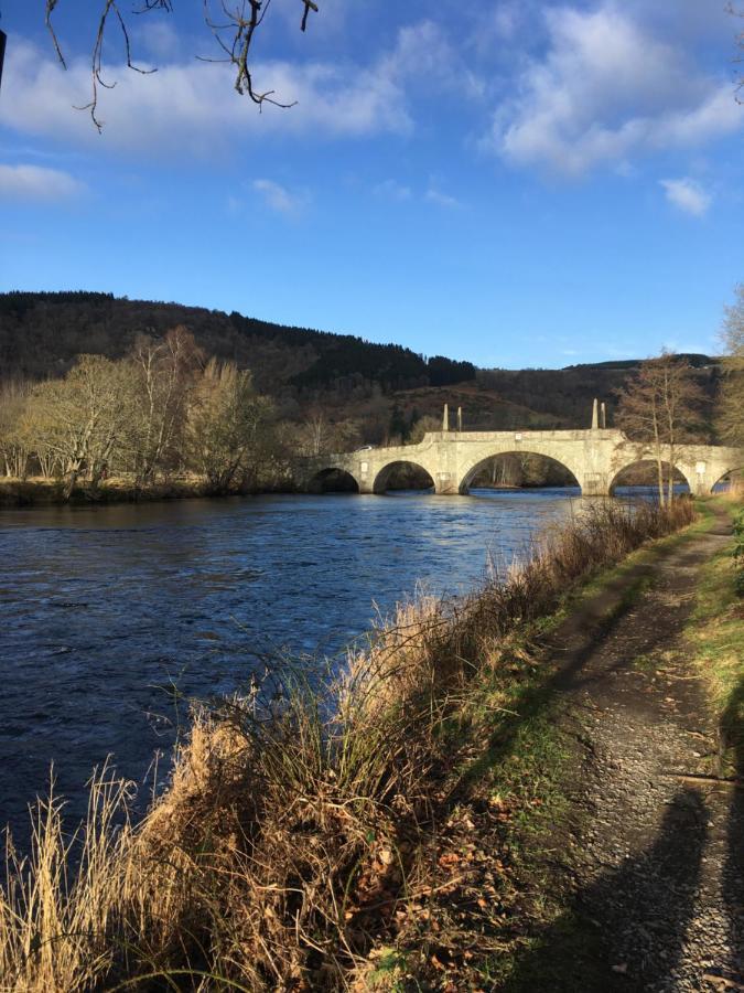 Brae House Bed & Breakfast Aberfeldy Bagian luar foto
