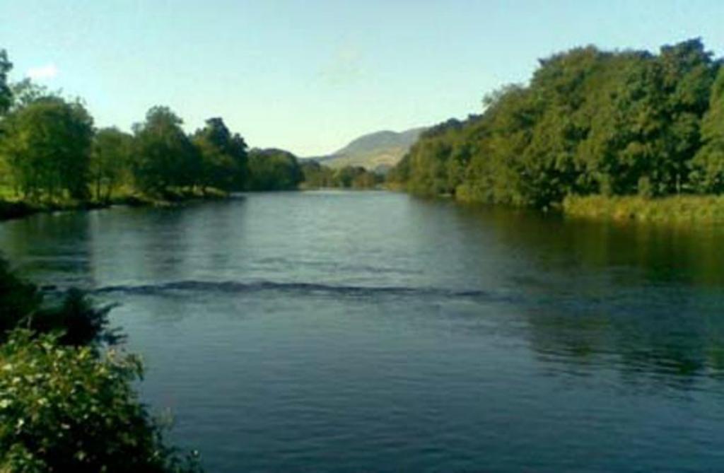 Brae House Bed & Breakfast Aberfeldy Bagian luar foto